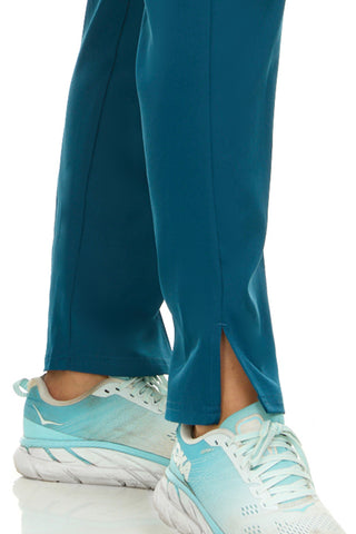Joelle Pant | 1108