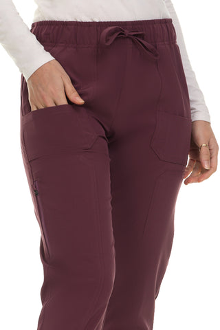 Jill - Saint V-Neck Tapered Leg Set| 8001