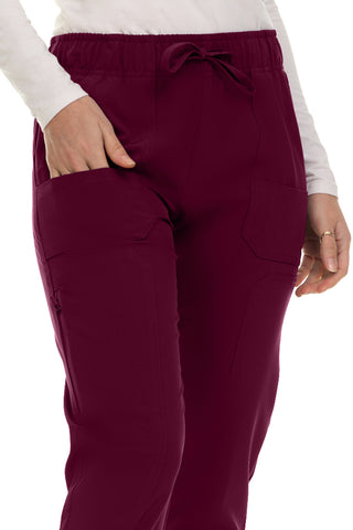 Jill - Saint V-Neck Tapered Leg Set| 8001